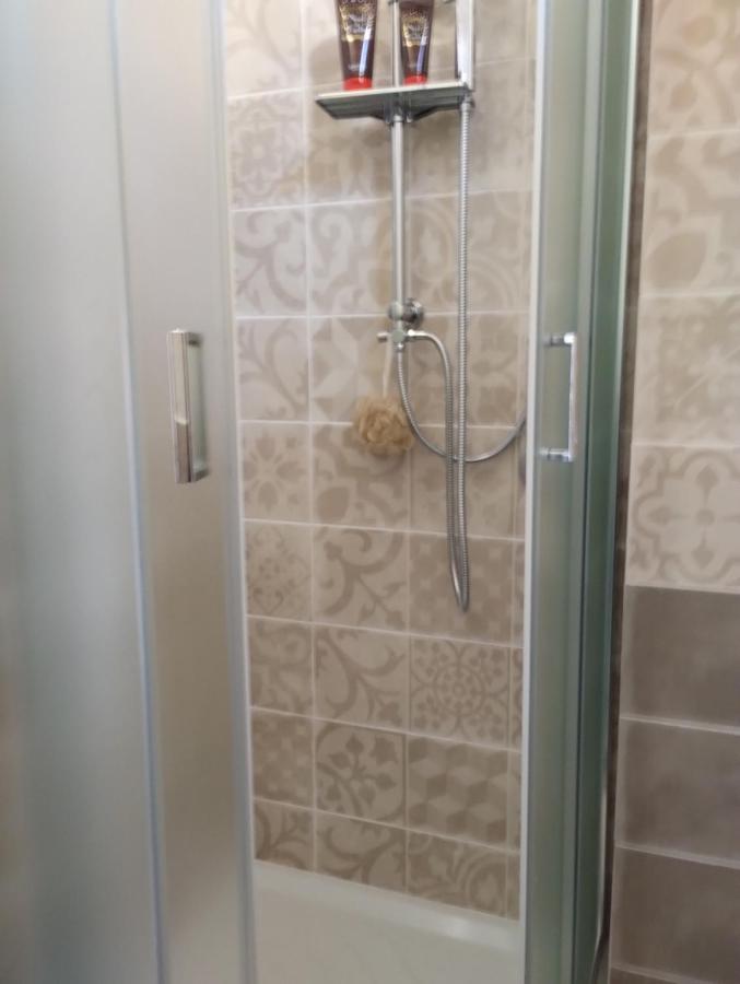 Monti D'Amare Apartment อาเจโรลา ภายนอก รูปภาพ