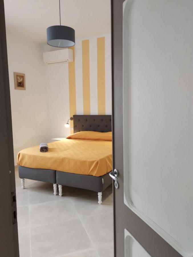 Monti D'Amare Apartment อาเจโรลา ภายนอก รูปภาพ