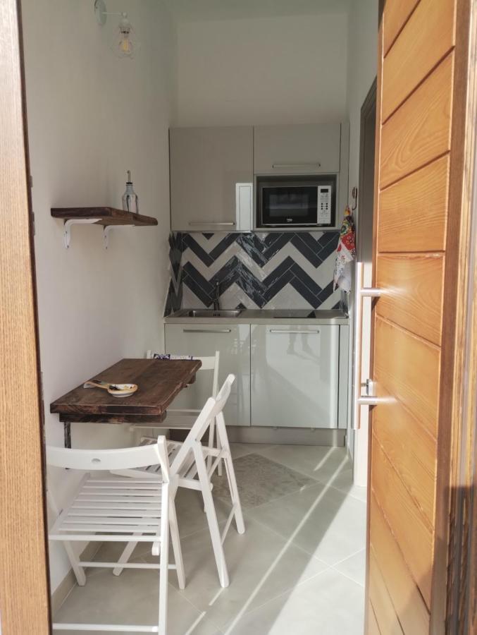 Monti D'Amare Apartment อาเจโรลา ภายนอก รูปภาพ