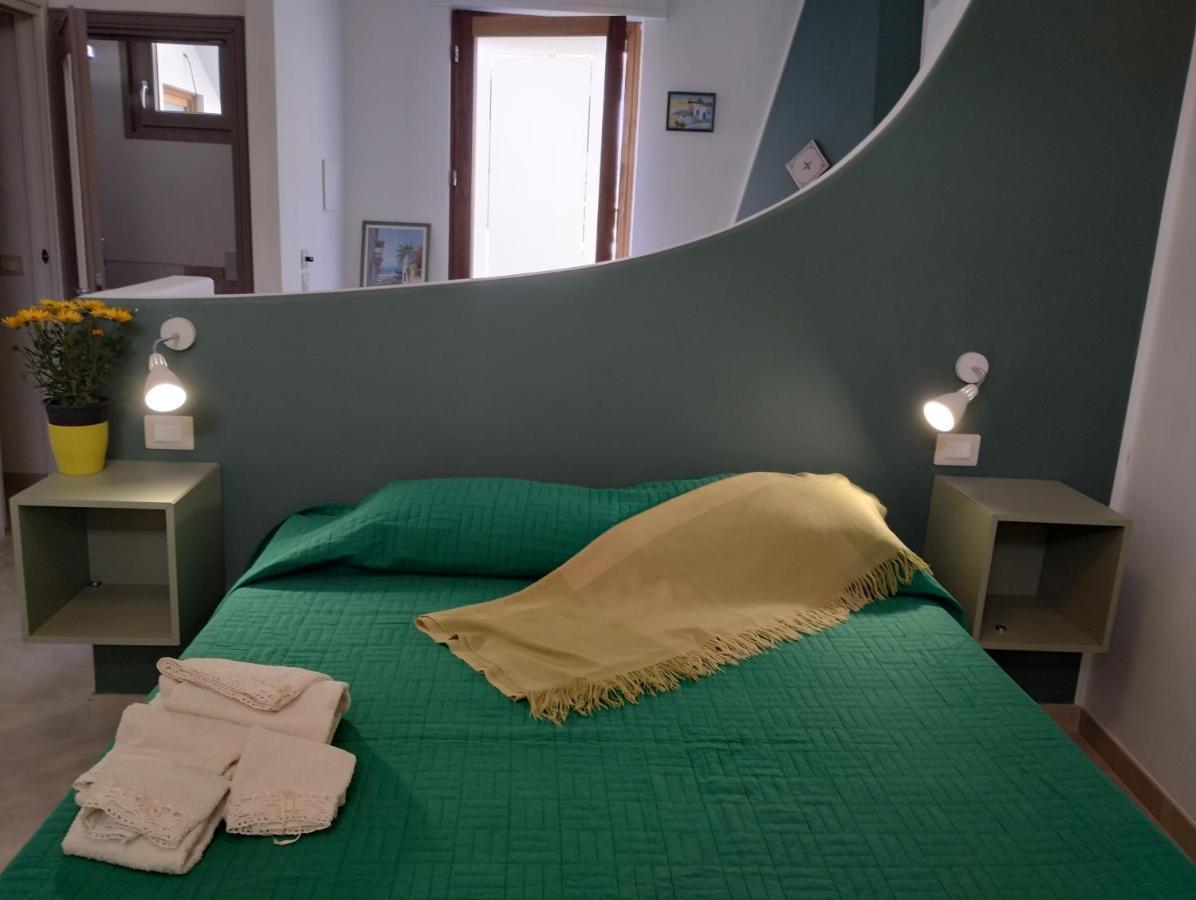 Monti D'Amare Apartment อาเจโรลา ภายนอก รูปภาพ